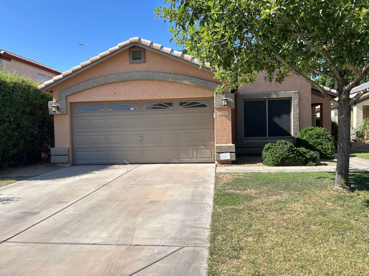 House for rent at 11418 W Cambridge Ave, Avondale, AZ 85392