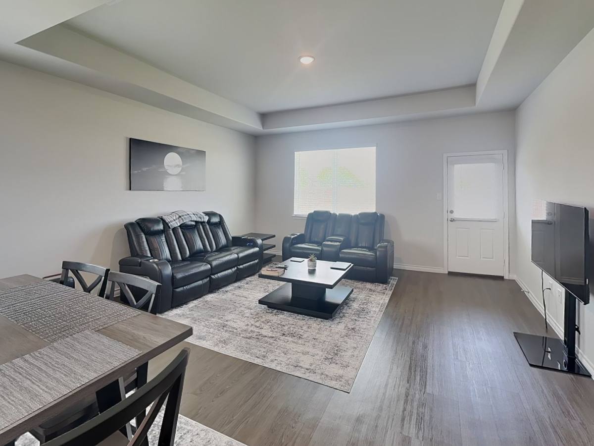 House for rent at 2436 Dahlia Dr, Fort Worth, TX 76123