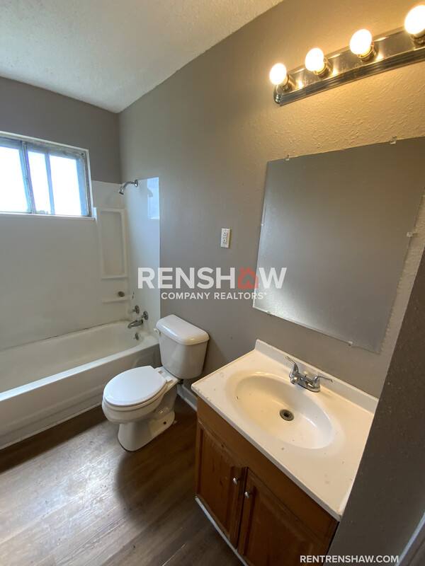 Apartment for rent at 1401 Meeks St #D5 Ll, Dyersburg, TN 38024