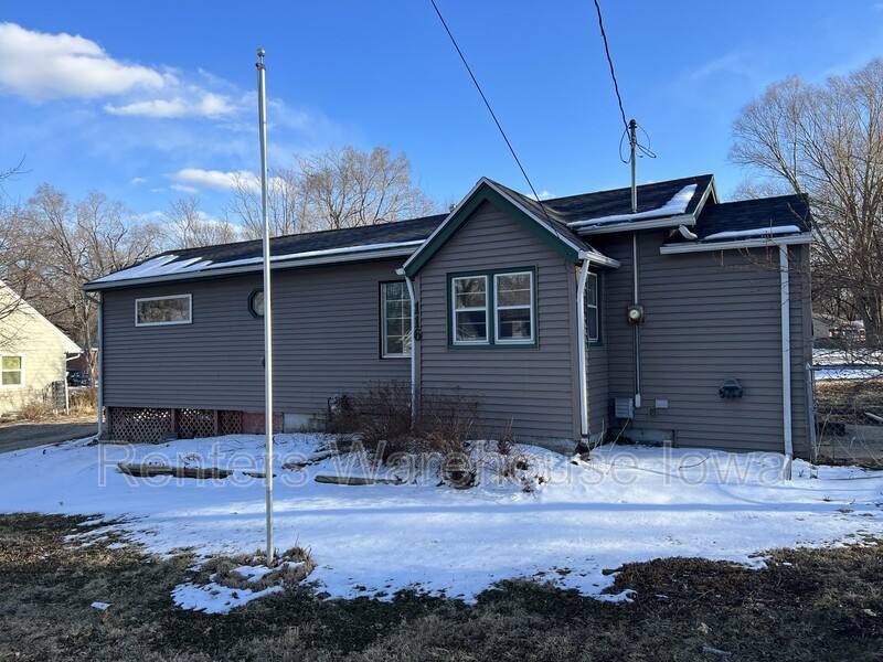 House for rent at 116 Park Ave, Des Moines, IA 50315