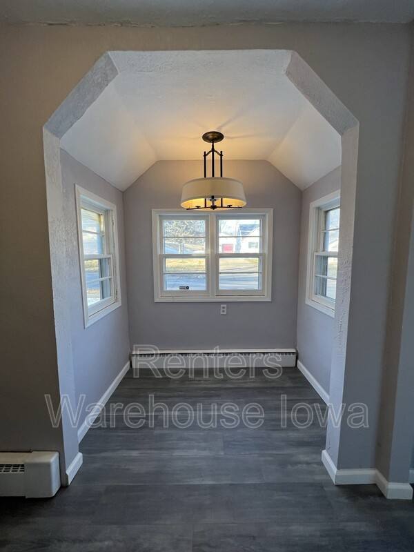 House for rent at 116 Park Ave, Des Moines, IA 50315