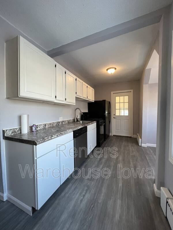 House for rent at 116 Park Ave, Des Moines, IA 50315