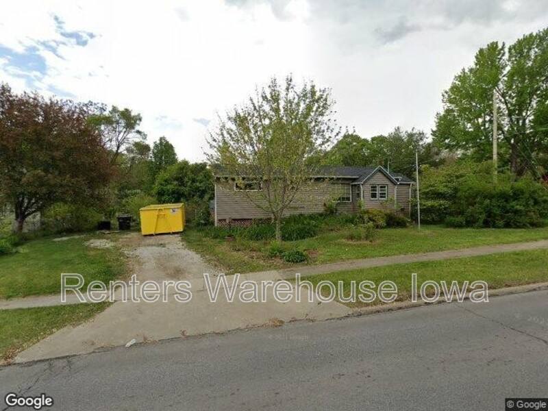 House for rent at 116 Park Ave, Des Moines, IA 50315