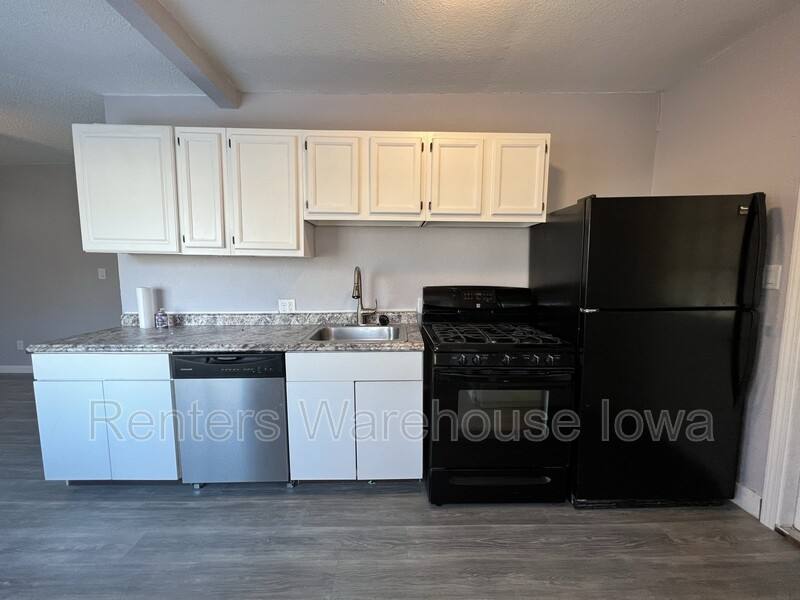 House for rent at 116 Park Ave, Des Moines, IA 50315