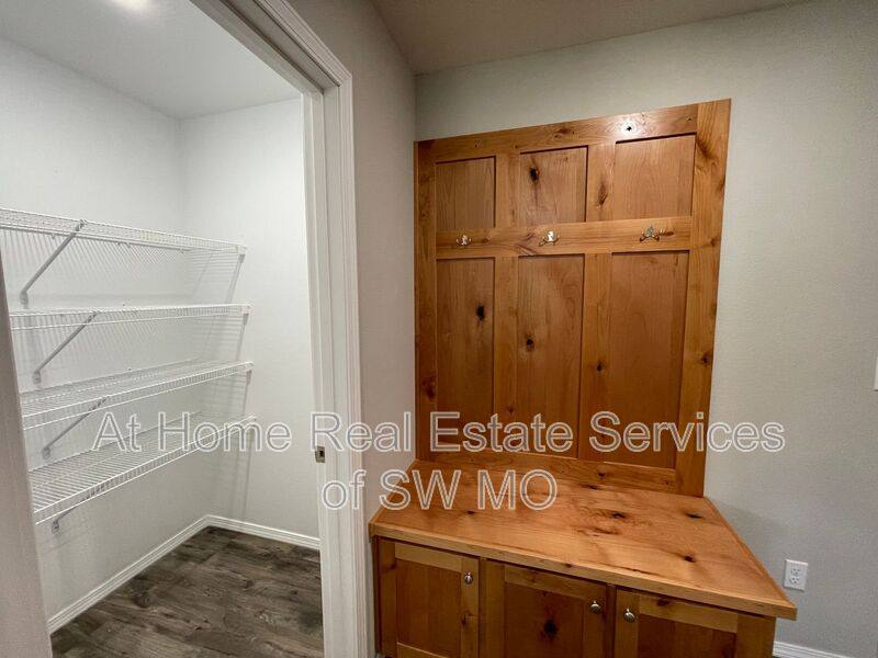 House for rent at 3862 W Linwood, Springfield, MO 65807