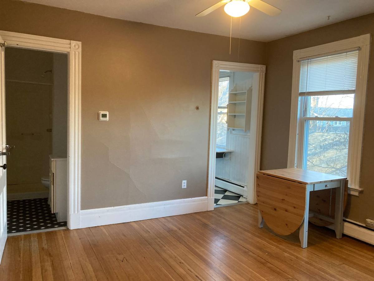 Apartment for rent at 192 Foster St, New Haven, CT 06511