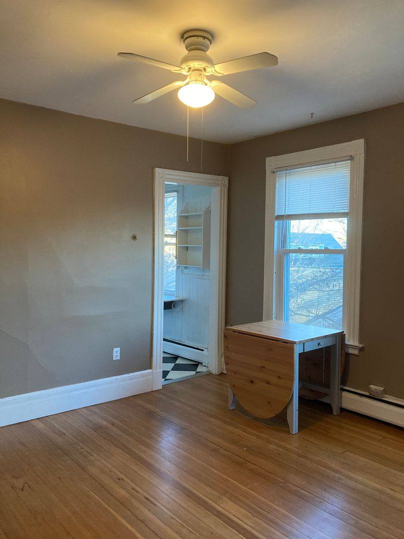 Apartment for rent at 192 Foster St, New Haven, CT 06511