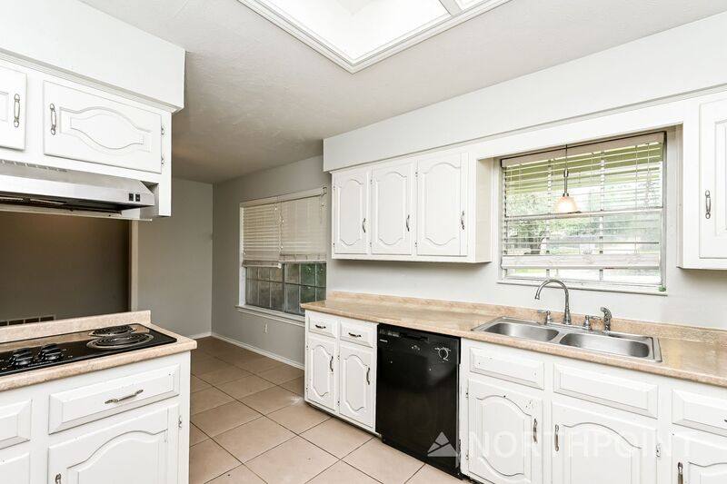 House for rent at 1105 Cedar Ridge Dr, Desoto, TX 75115