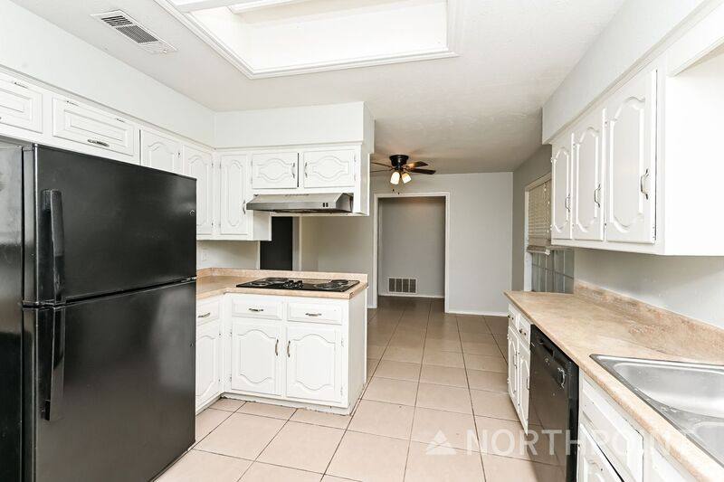 House for rent at 1105 Cedar Ridge Dr, Desoto, TX 75115