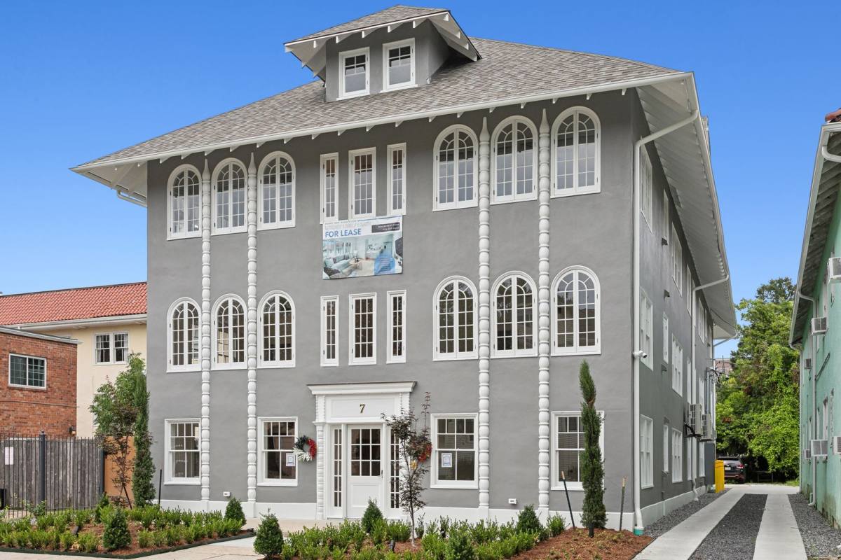 Apartment for rent at 7 Fontainebleau Dr, New Orleans, LA 70125