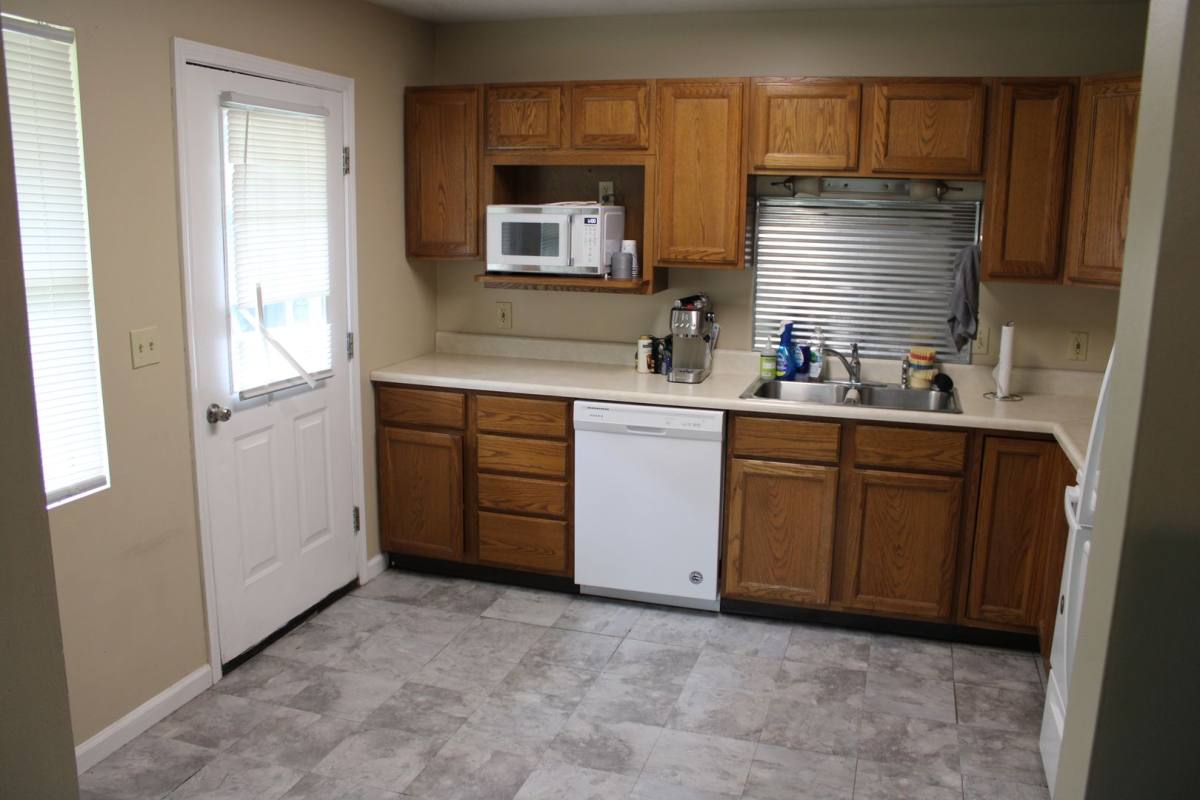 Apartment for rent at 606 Vattier, Manhattan, KS 66502