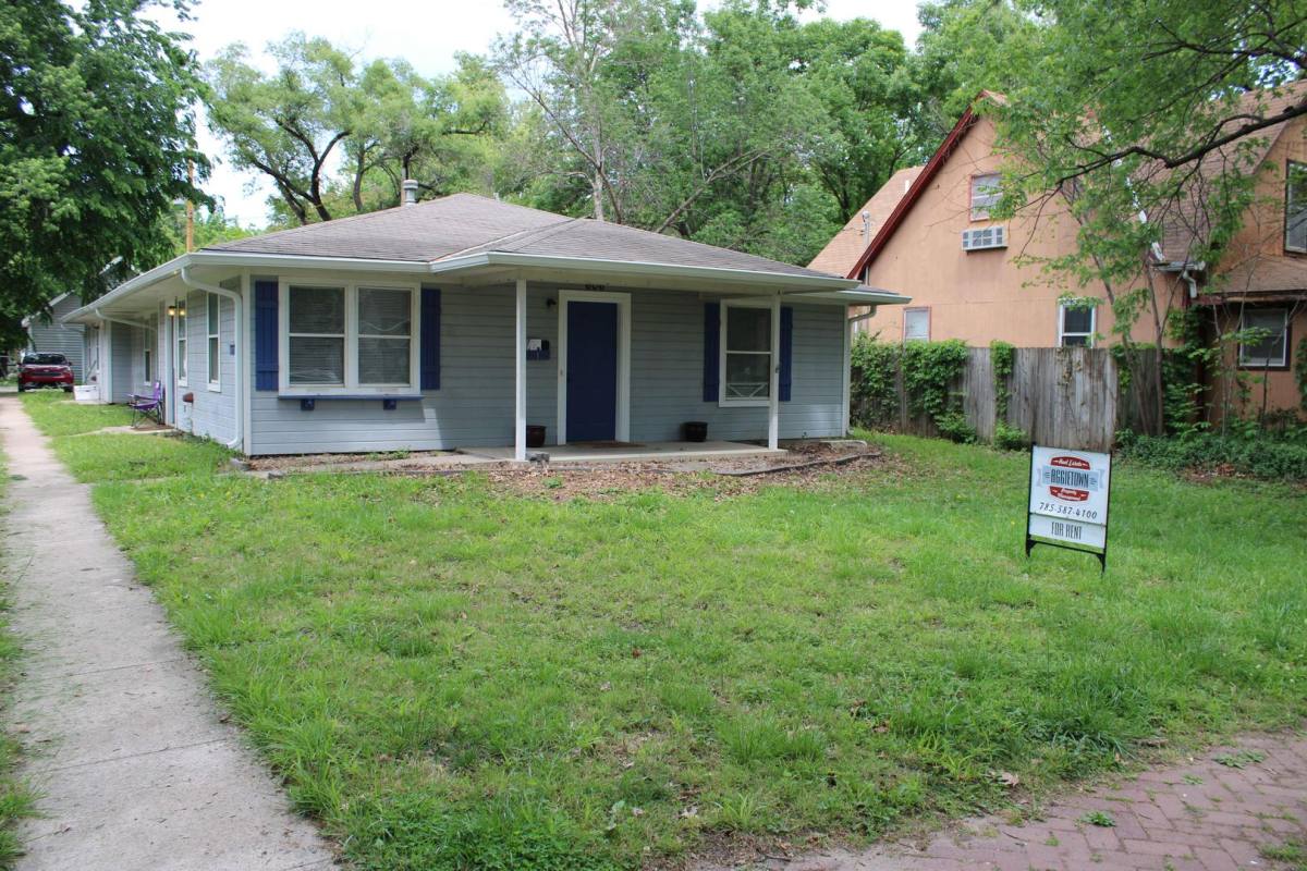 Apartment for rent at 606 Vattier, Manhattan, KS 66502