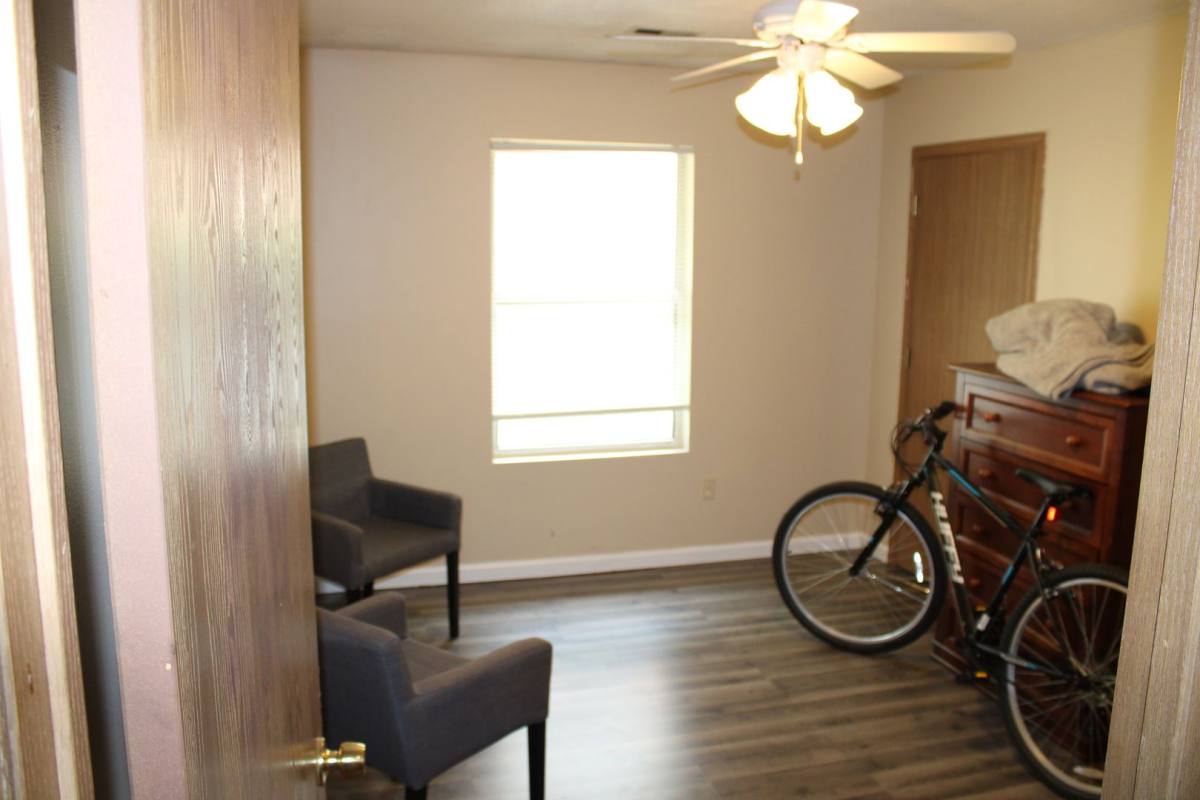 Apartment for rent at 606 Vattier, Manhattan, KS 66502