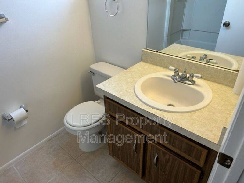 Townhouse for rent at 4603 Lighthouse Circle, Orlando, FL 32808