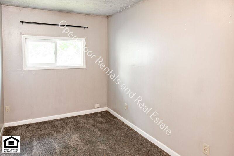 Apartment for rent at 501 N Broadway St #F, Butler, IN 46721