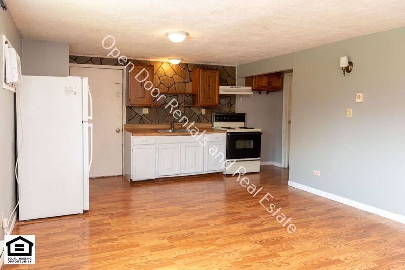 Apartment for rent at 501 N Broadway St #F, Butler, IN 46721