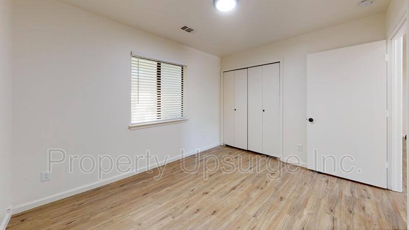 Apartment for rent at 1529 Willis St #6, Redding, CA 96001