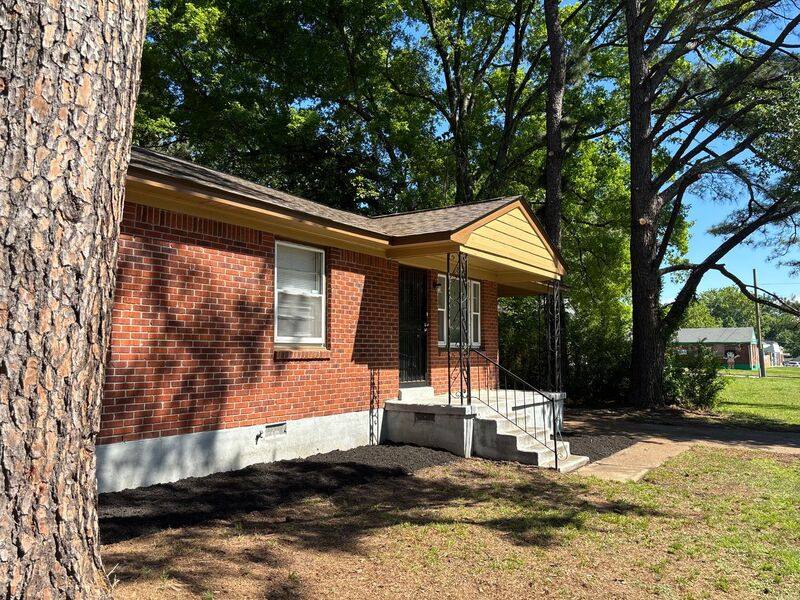 House for rent at 3554 N Watkins St, Memphis, TN 38127