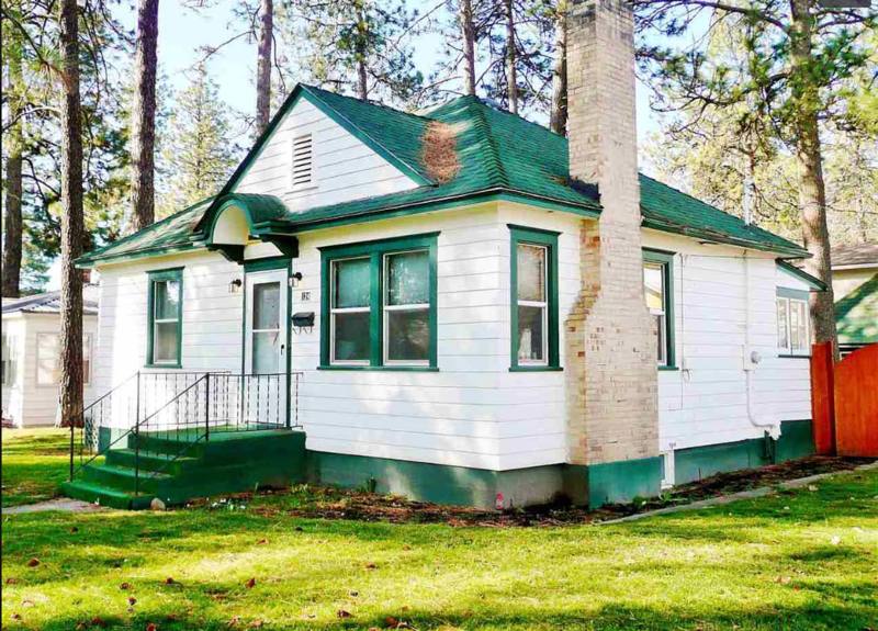 House for rent at 124 N 4th St, Cheney, WA 99004