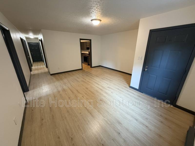 Apartment for rent at 282 Blue Sky Dr #1, Wytheville, VA 24382