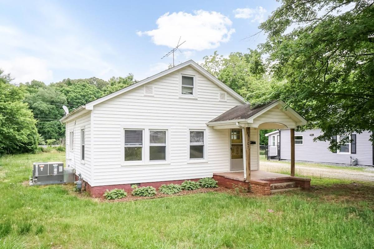 House for rent at 3107 Lucas St, Elon, NC 27244