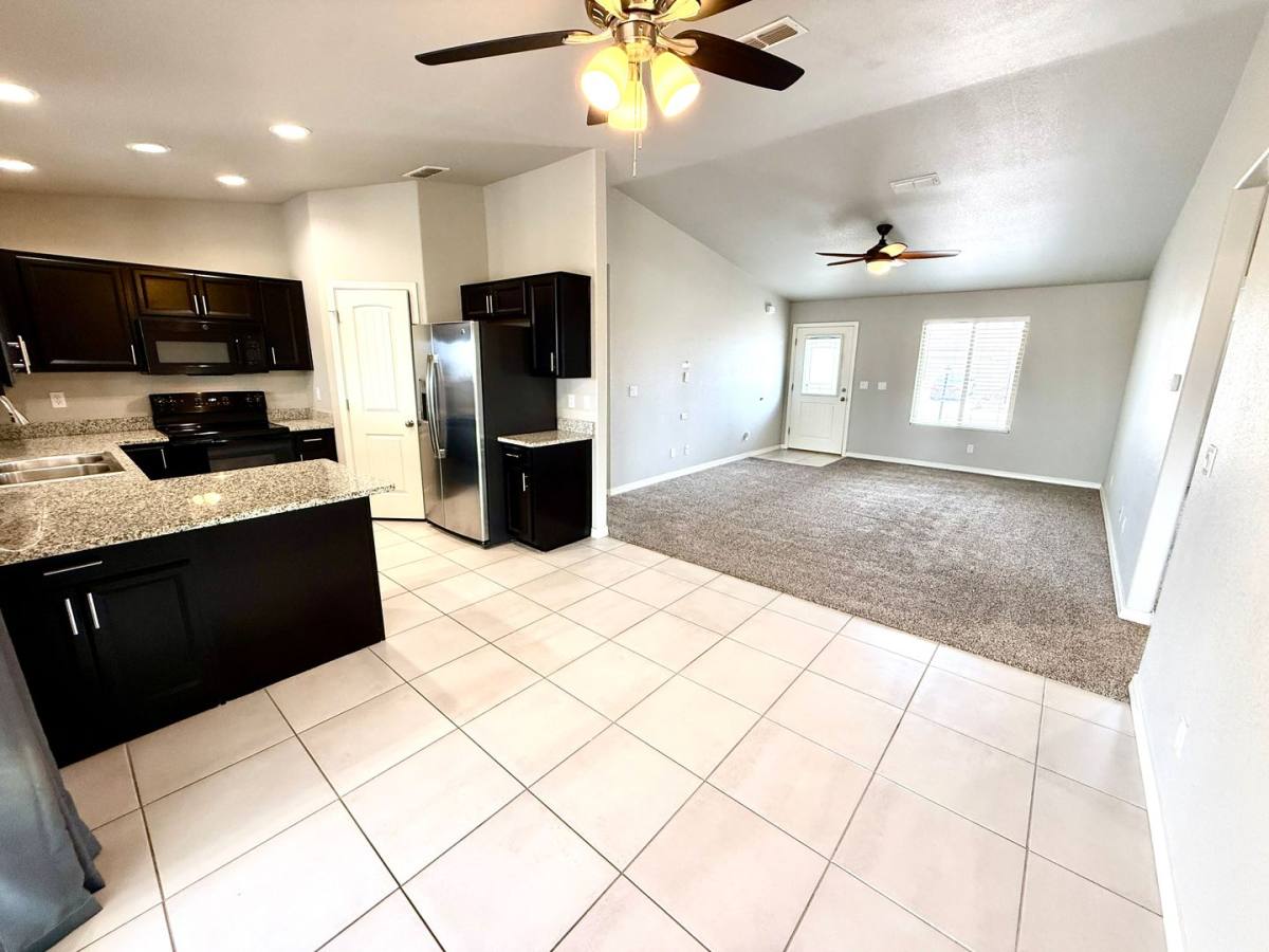 2658 Punta Vista, Kingman, AZ 86409 - House for Rent - Image 9