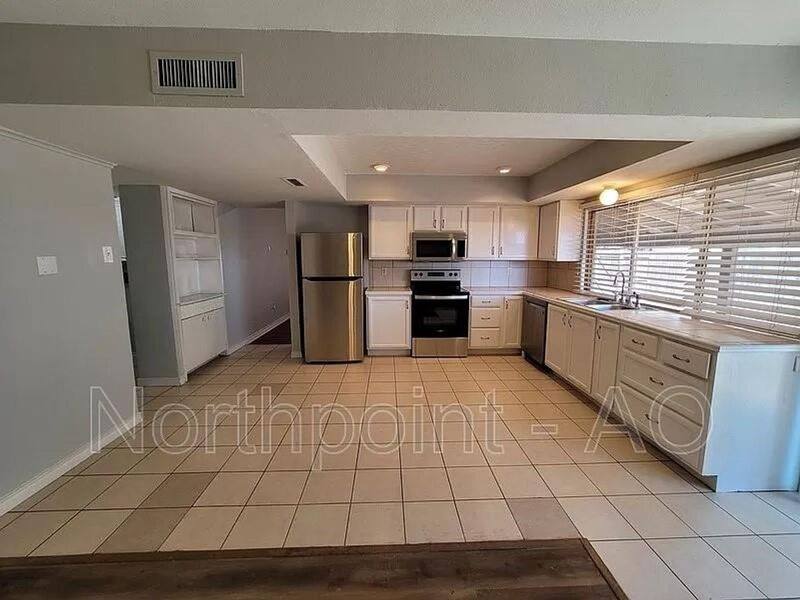 House for rent at 1362 Applegate Dr, Lewisville, TX 75067