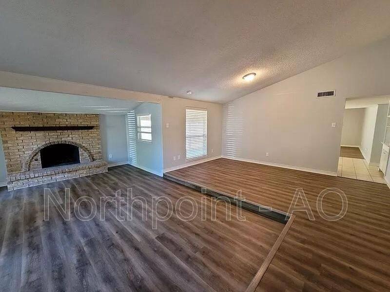 House for rent at 1362 Applegate Dr, Lewisville, TX 75067