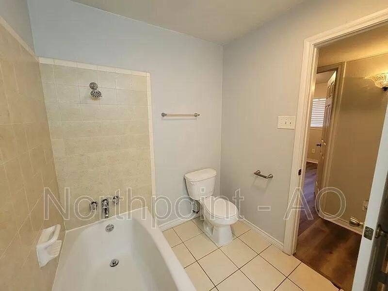 House for rent at 1362 Applegate Dr, Lewisville, TX 75067