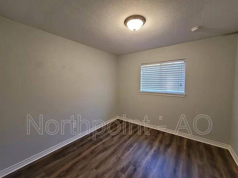 House for rent at 1362 Applegate Dr, Lewisville, TX 75067