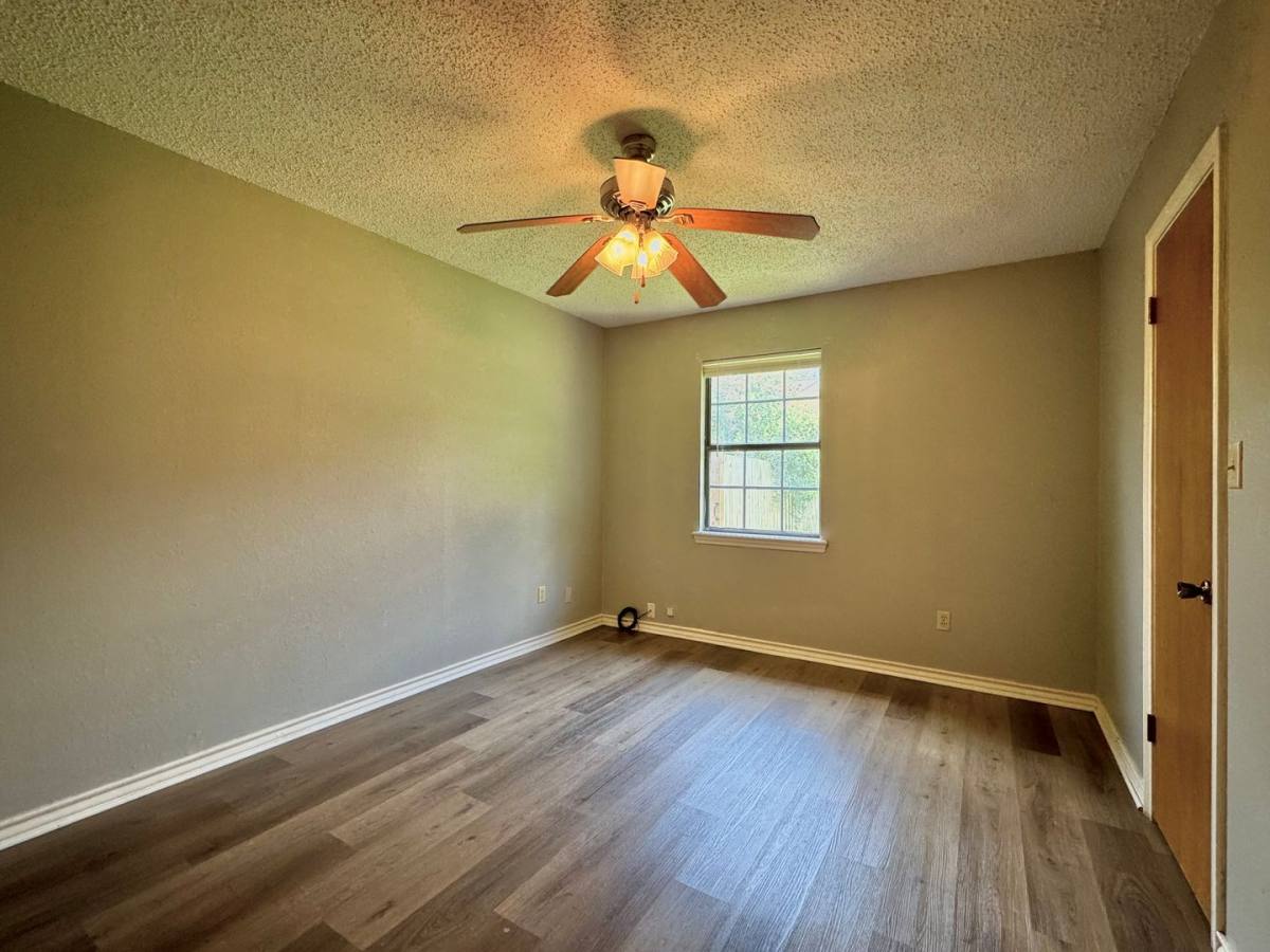 Apartment for rent at 313-315 Brookwood, Texarkana, TX 75501