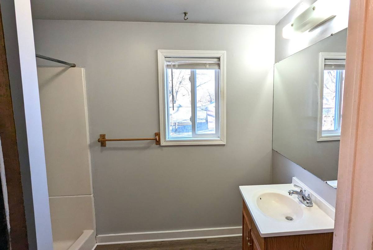 Apartment for rent at 1276 Francis Ave, Muskegon, MI 49442