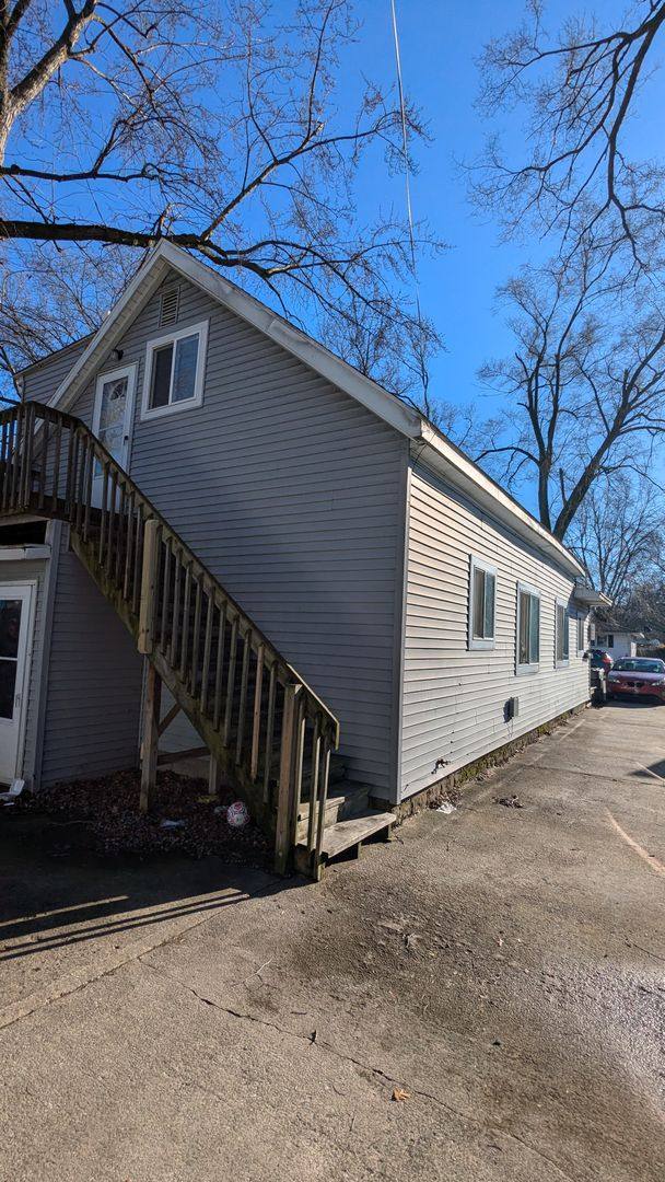 Apartment for rent at 1276 Francis Ave, Muskegon, MI 49442