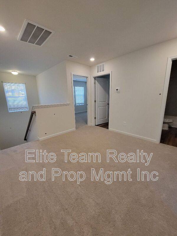 House for rent at 6941 Calton Lane, Charlotte, NC 28214