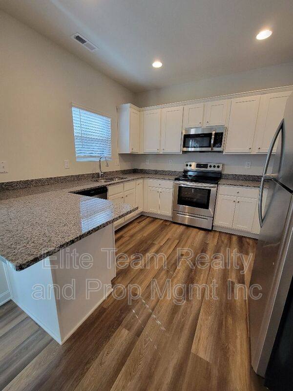 House for rent at 6941 Calton Lane, Charlotte, NC 28214