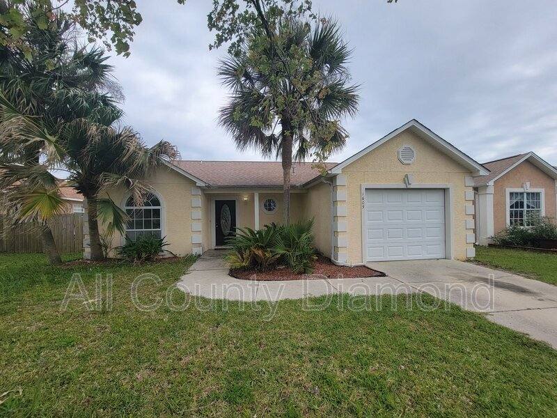 House for rent at 1609 Vecuna Circle, Panama City Beach, FL 32407