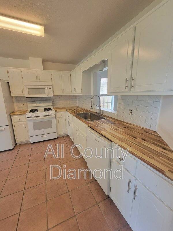 House for rent at 1609 Vecuna Circle, Panama City Beach, FL 32407