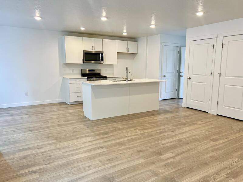 Townhouse for rent at 8593 W Medow Bank Way, Magna, UT 84044