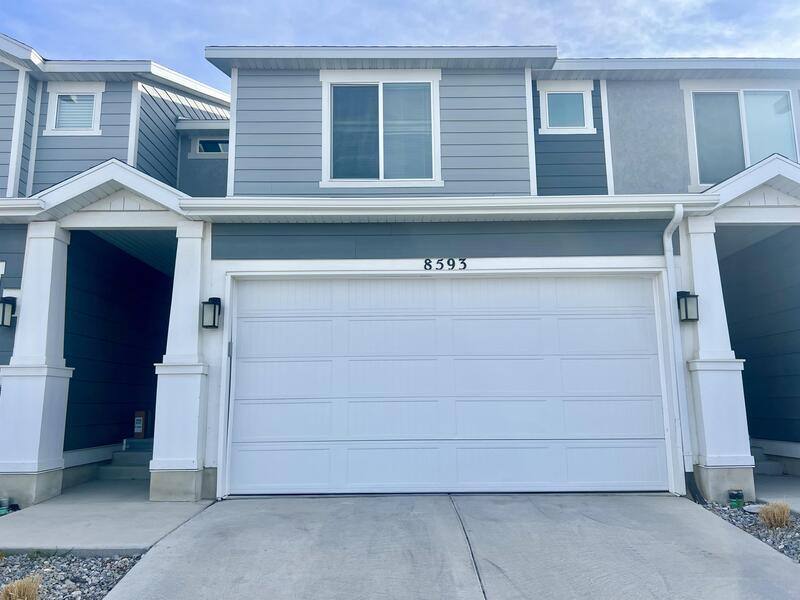 Townhouse for rent at 8593 W Medow Bank Way, Magna, UT 84044