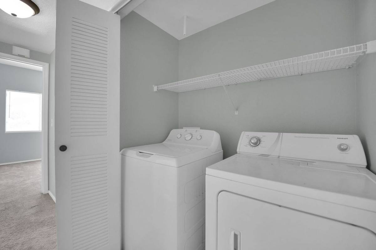 Apartment for rent at 5655 E Sahara Ave #BLDG 2, Las Vegas, NV 89142