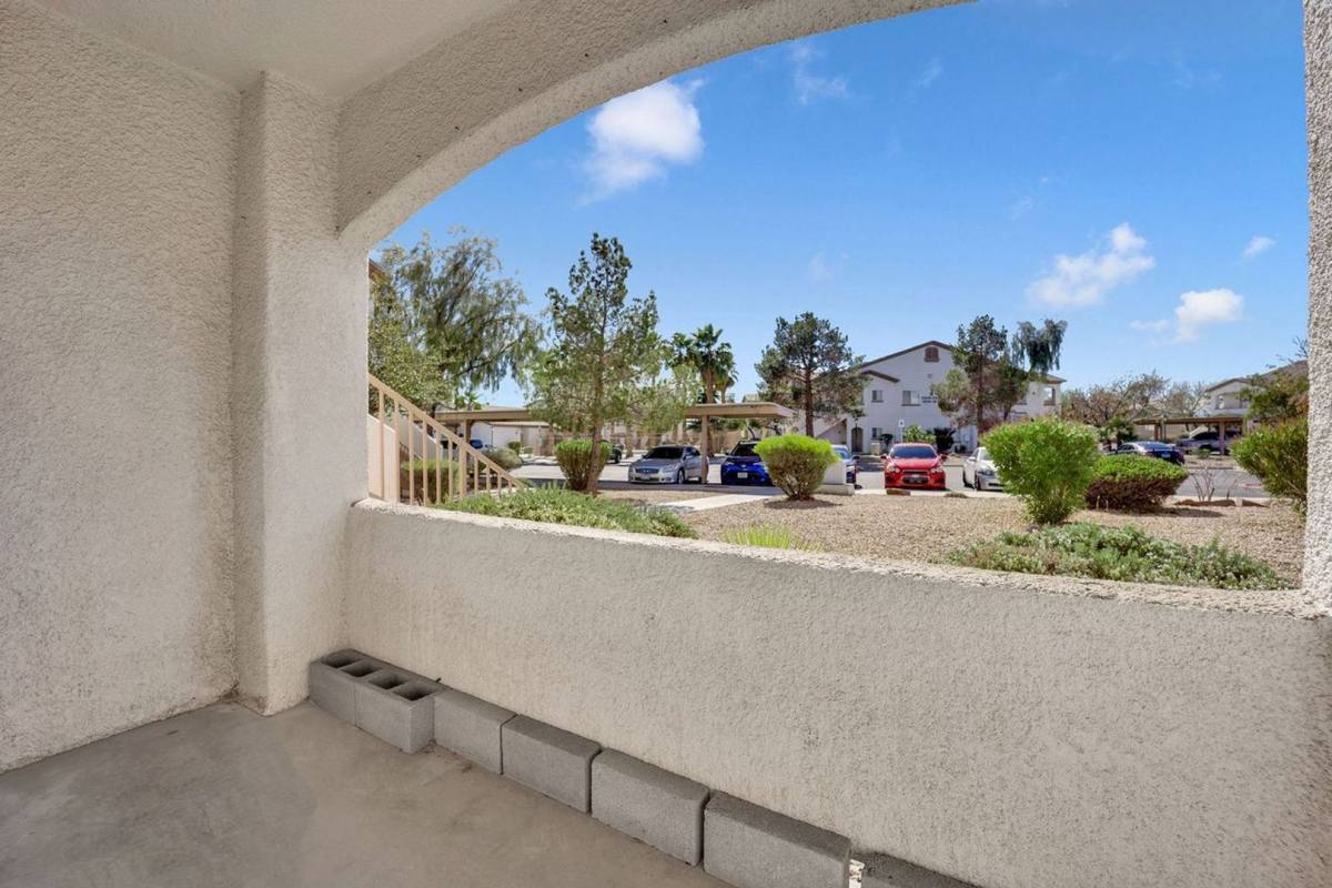 Apartment for rent at 5655 E Sahara Ave #BLDG 2, Las Vegas, NV 89142
