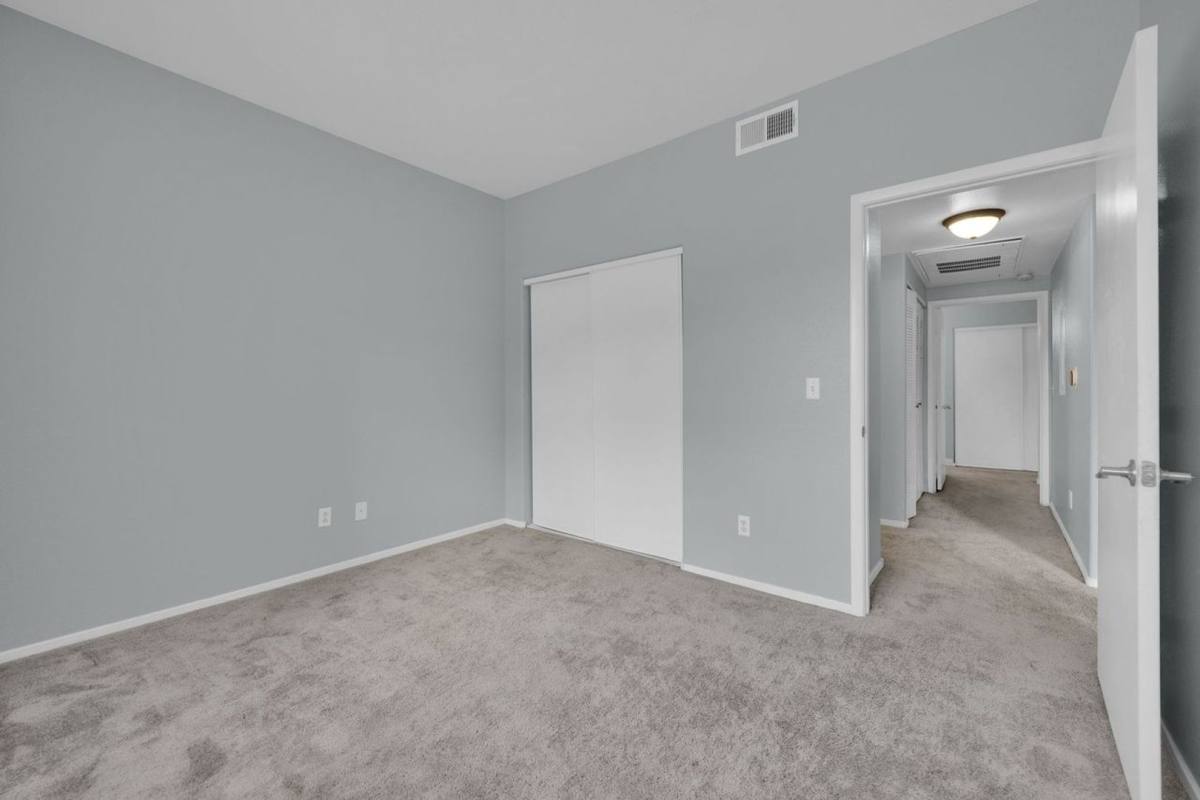 Apartment for rent at 5655 E Sahara Ave #BLDG 2, Las Vegas, NV 89142