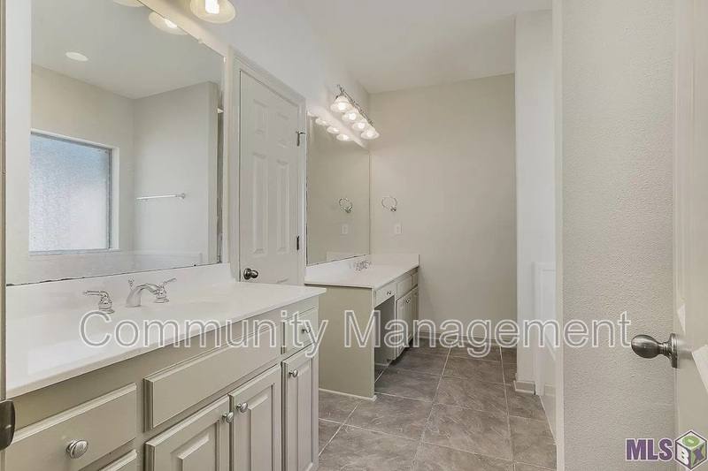 House for rent at 3315 Southlake Ave, Baton Rouge, LA 70810