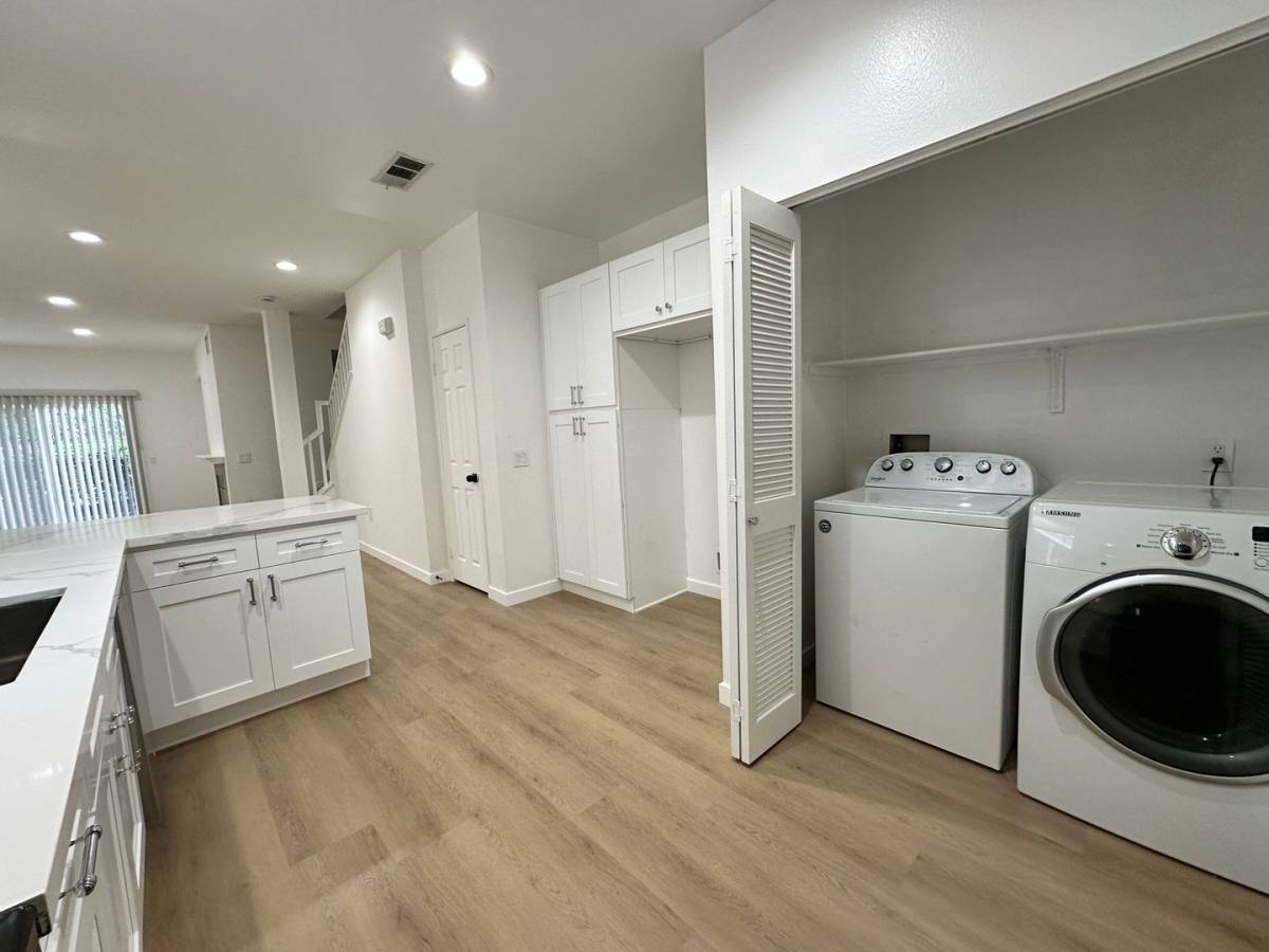 Townhouse for rent at 20000 Plum Canyon Rd, Santa Clarita, CA 91350