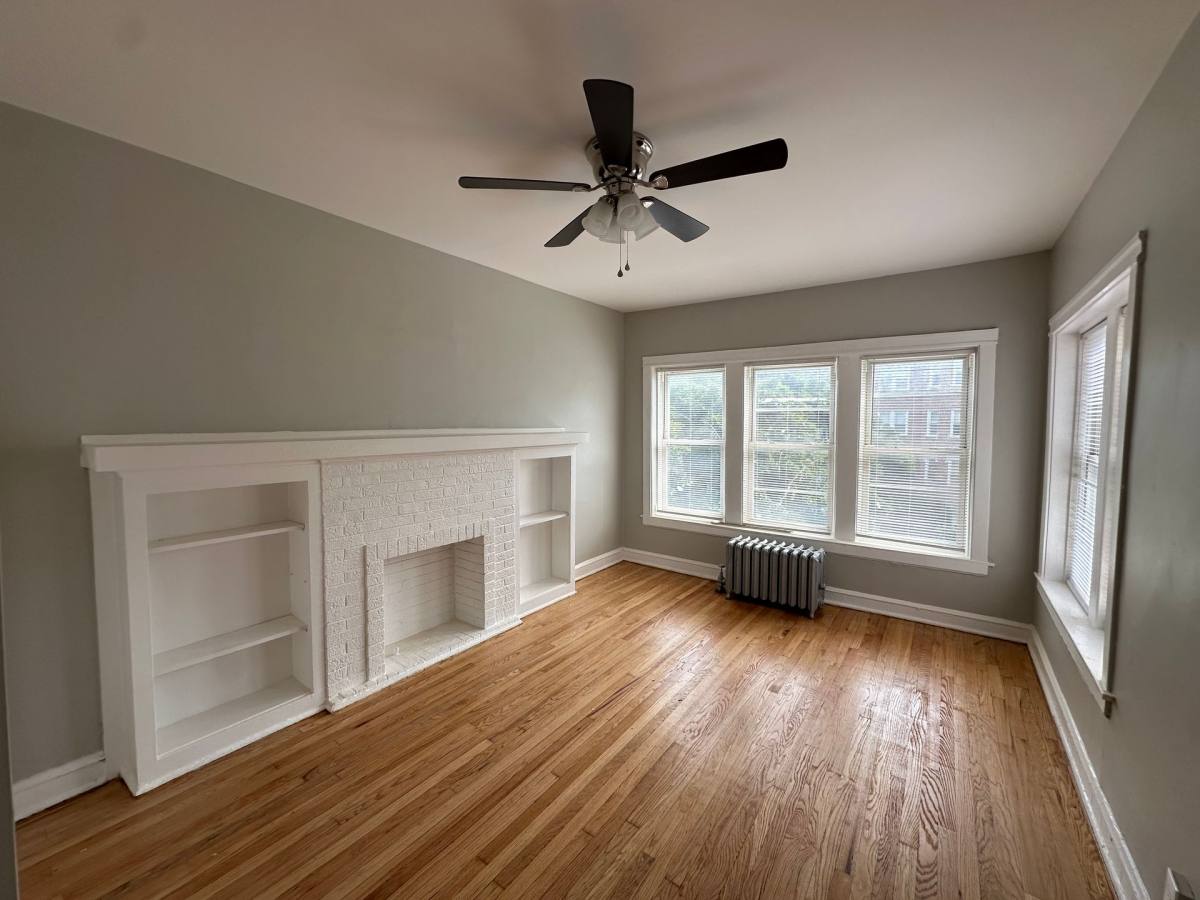 Apartment for rent at 4900-08 N St Louis Ave, Chicago, IL 60625