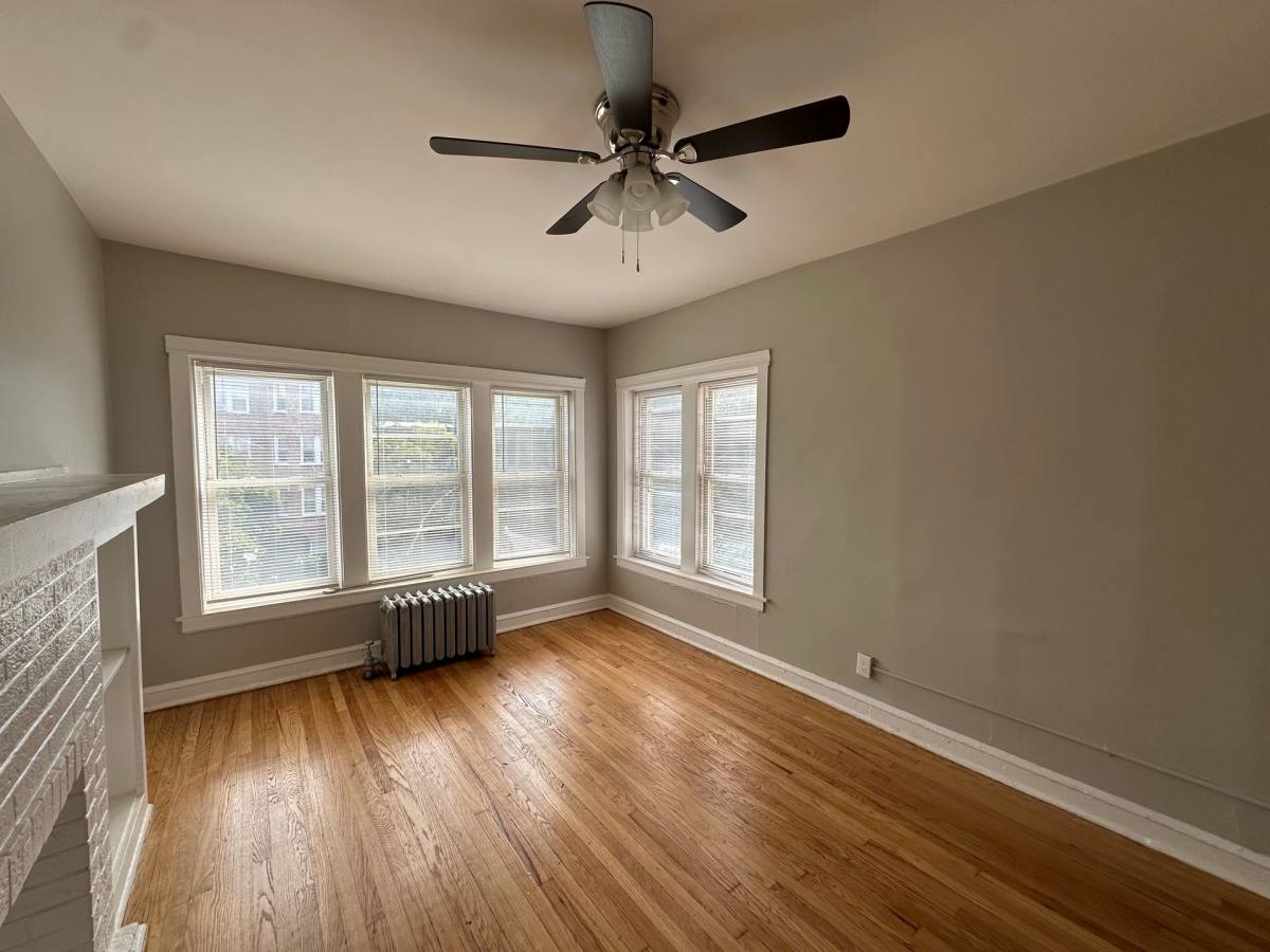 Apartment for rent at 4900-08 N St Louis Ave, Chicago, IL 60625