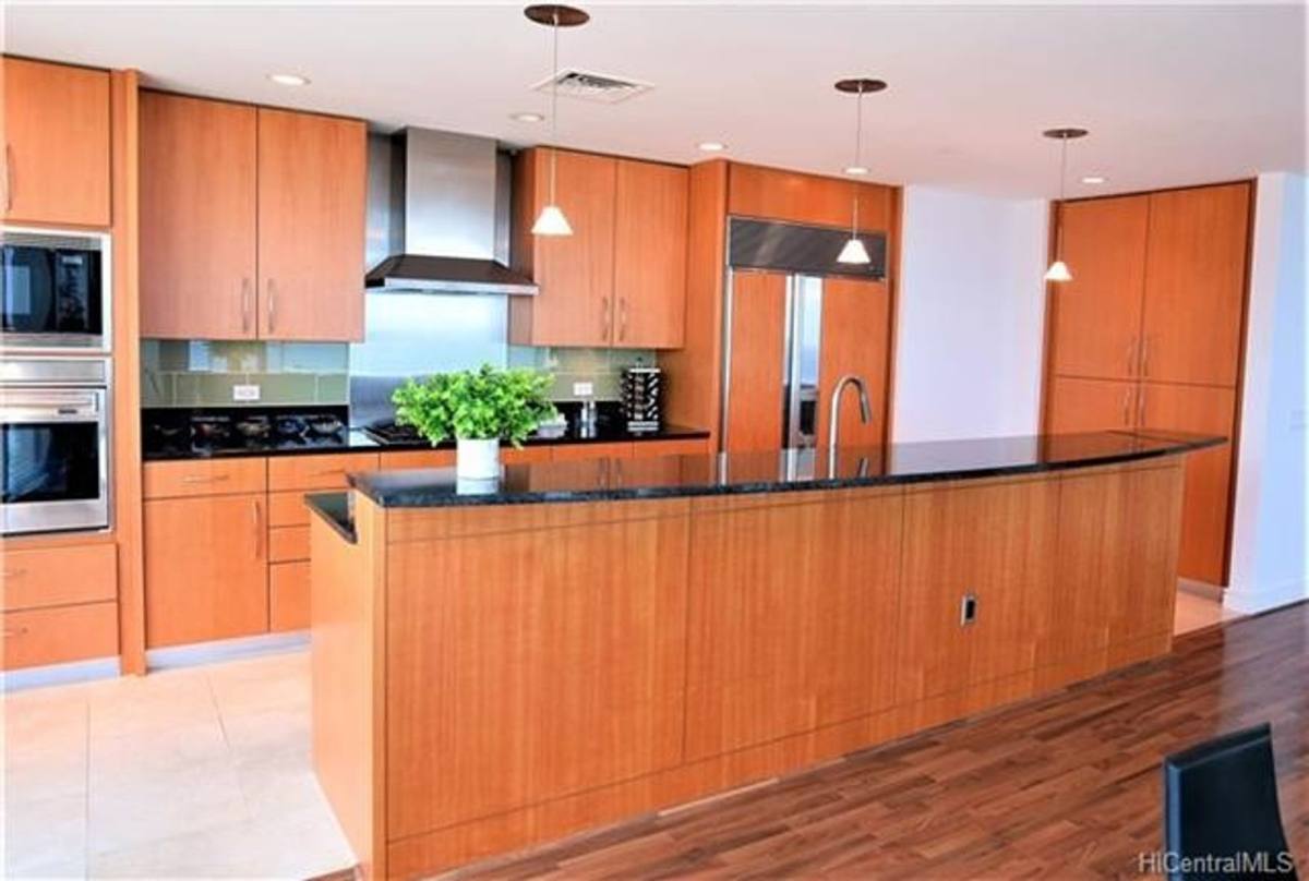 Condo for rent at 1288 Ala Moana Blvd, 21A, Honolulu, HI 96814