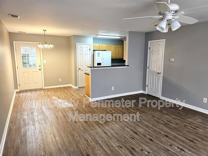 Townhouse for rent at 1855 Carrington Dr, Griffin, GA 30224