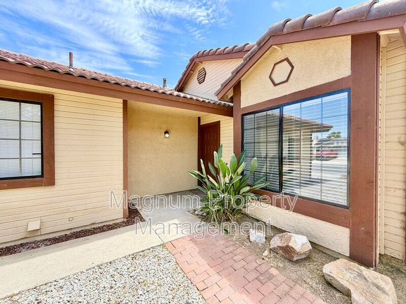 House for rent at 29677 Woodlands Ave, Murrieta, CA 92563