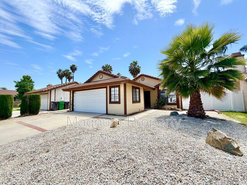 House for rent at 29677 Woodlands Ave, Murrieta, CA 92563